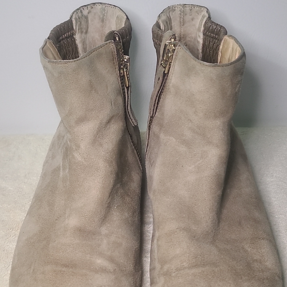 SUDINI Taupe Suede Ankle Booties